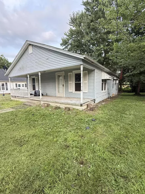 Exterior - 203 Gilbert St, Hazel, KY 42049 photo 1 of 3