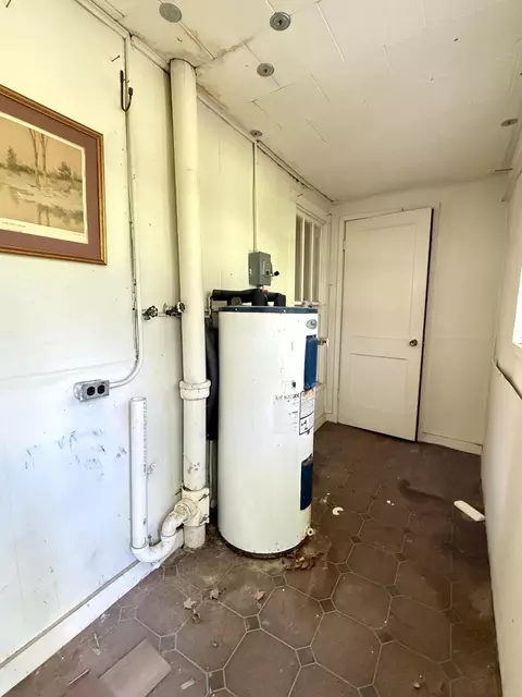 Other - 203 Gilbert St, Hazel, KY 42049 photo 4 of 4