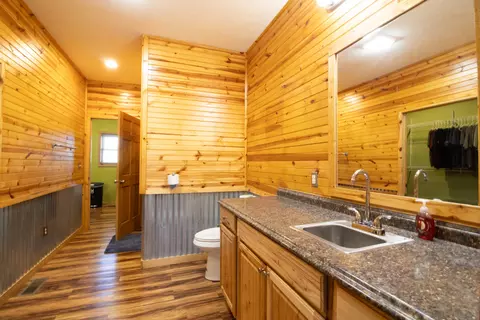 Bath - 12082 Johnson Mill Rd, Crofton, KY 42217 photo 2 of 2