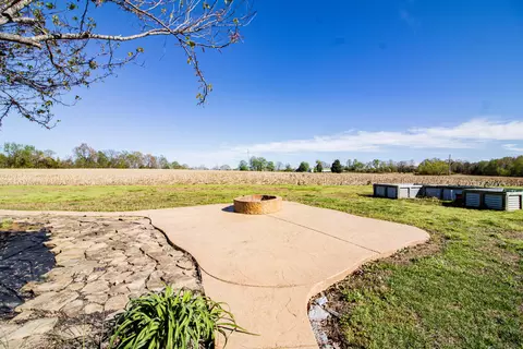 Exterior - 12082 Johnson Mill Rd, Crofton, KY 42217 photo 3 of 5