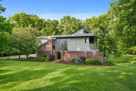 3892 Gloucester Dr, Lexington, KY 40510