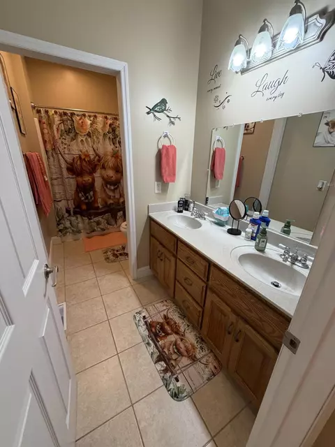 Bath - 175 Manchester Ln, Brodhead, KY 40409 photo 3 of 4