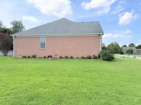 Exterior - 175 Manchester Ln, Brodhead, KY 40409 photo 12 of 29