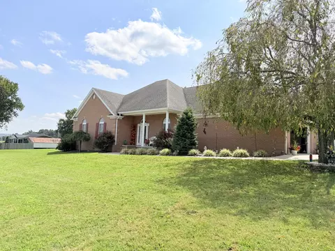 Exterior - 175 Manchester Ln, Brodhead, KY 40409 photo 2 of 29