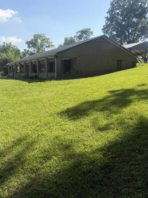 Exterior - 155 Maple St, Eubank, KY 42567 photo 2 of 7