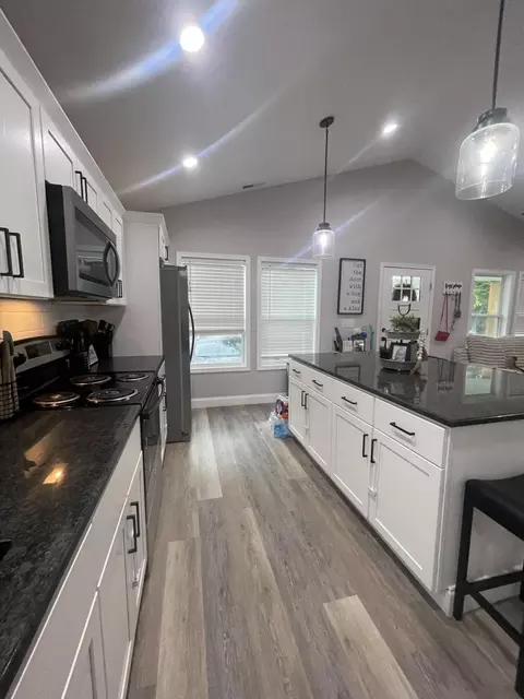 Kitchen - 602 W 6th St, Corbin, KY 40701 photo 4 of 5