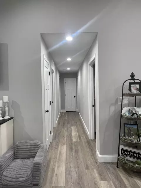 Entry Way - 602 W 6th St, Corbin, KY 40701 photo 1 of 1