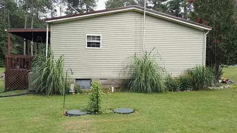 Exterior - 322 Cedarhaven Dr, Murray, KY 42071 photo 5 of 6