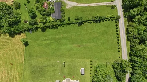 2332 Gaffney Rd, Crab Orchard, KY 40419