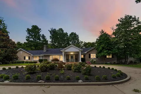 145 Woodland Dr, Somerset, KY 42501