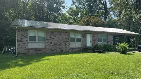 303 Millbrooke Dr, Hopkinsville, KY 42240