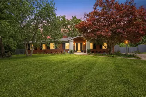 310 Idle Hour Dr, Lexington, KY 40502