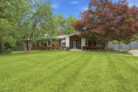 310 Idle Hour Dr, Lexington, KY 40502