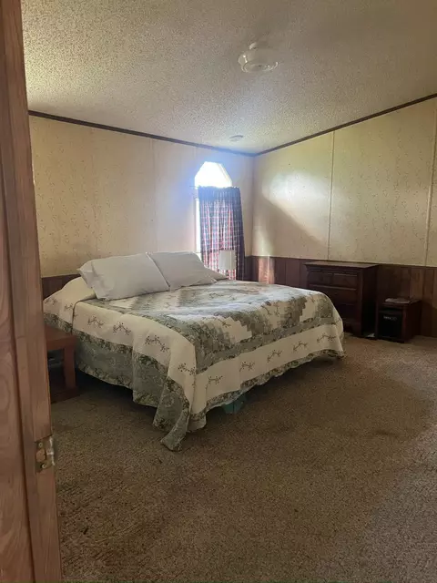 Bedroom - 298 S Combs Ave, Corbin, KY 40701 photo 1 of 3