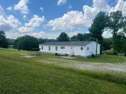 Exterior - 298 S Combs Ave, Corbin, KY 40701 photo 4 of 7