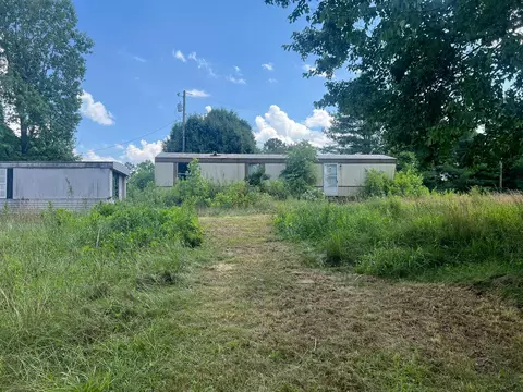 Exterior - 298 S Combs Ave, Corbin, KY 40701 photo 6 of 7