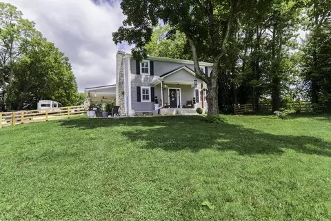 560 Delaney Ferry Rd, Versailles, KY 40383
