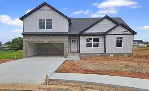 119 Kingston Ct, Oak Grove, KY 42262