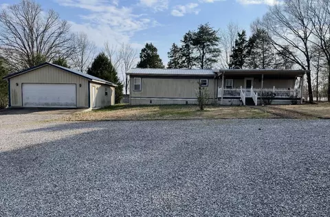 121 Haddock Dr, Murray, KY 42071 photo 1