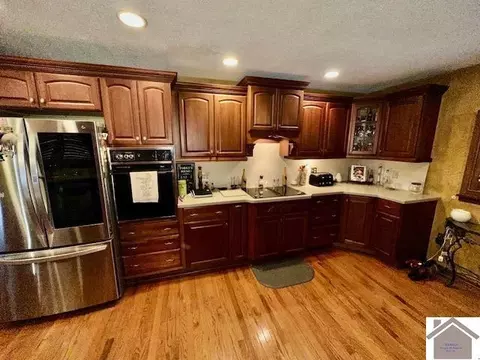Kitchen - 8898 E St Rt, Mayfield, KY 42066 photo 2 of 2