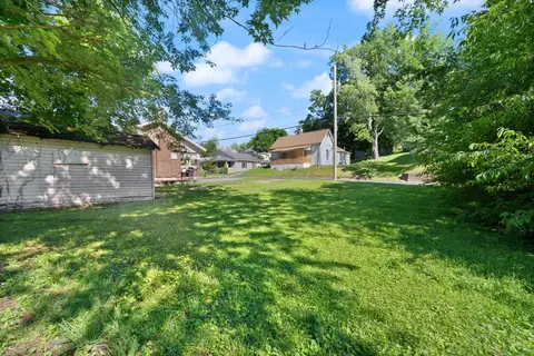 503 W 3rd St, Corbin, KY 40701 photo 4