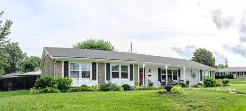 237 Hawthorne Dr, Frankfort, KY 40601