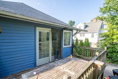 Exterior - 237 Sunset Ave, Richmond, KY 40475 photo 5 of 6