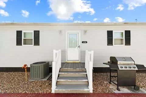 107 Green Turtle Bay Dr, Grand Rivers, KY 42045