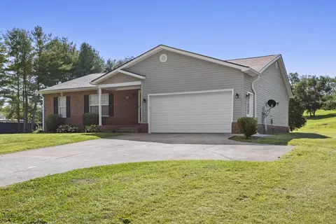 225 S Homestead Ln, Lancaster, KY 40444