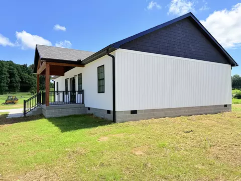 Exterior - 93 Stable Ln, Brodhead, KY 40409 photo 8 of 14