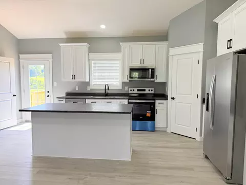 Kitchen - 93 Stable Ln, Brodhead, KY 40409 photo 1 of 4