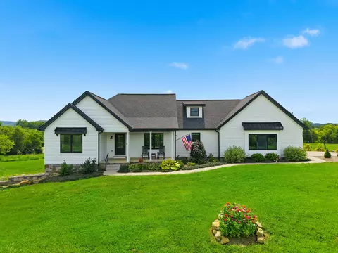 1793 Kentucky Hwy 1770, Stanford, KY 40484