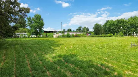 8 Daniels Dr, Eubank, KY 42567 photo 4