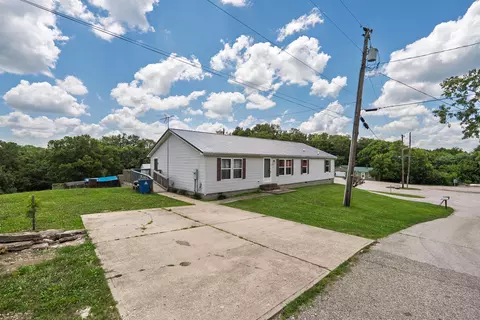 225 Church St, Corinth, KY 41010