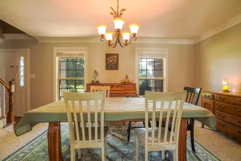 Dining - 965 E Count Fleet Cir, Danville, KY 40422 photo 1 of 1