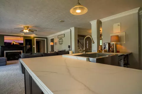 Kitchen - 965 E Count Fleet Cir, Danville, KY 40422 photo 2 of 2