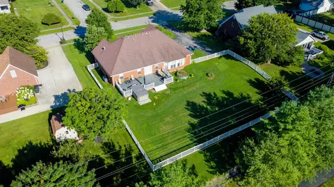 View/Area - 965 E Count Fleet Cir, Danville, KY 40422 photo 1 of 3