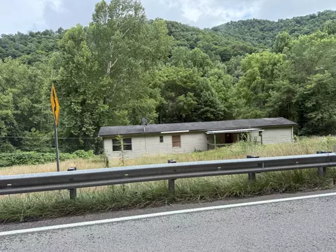 15872 Kentucky 38, Evarts, KY 40828