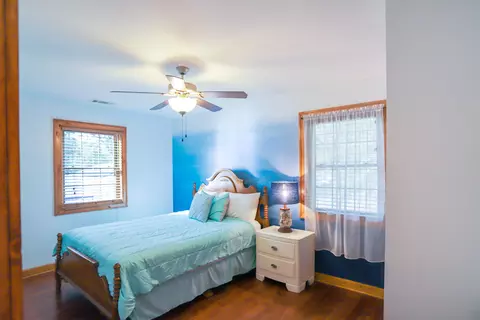 Bedroom - 1386 Boatwright Trl, Murray, KY 42071 photo 3 of 9