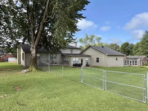 1333 Cherry Dr, Mayfield, KY 42066 photo 5
