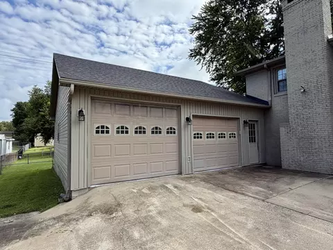 1333 Cherry Dr, Mayfield, KY 42066 photo 4