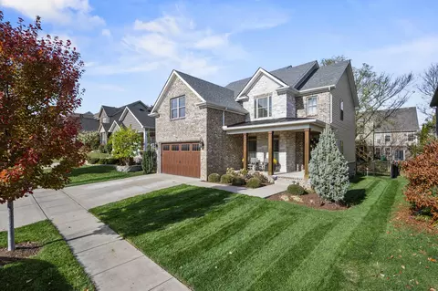 1109 Haddrell Pt, Lexington, KY 40509