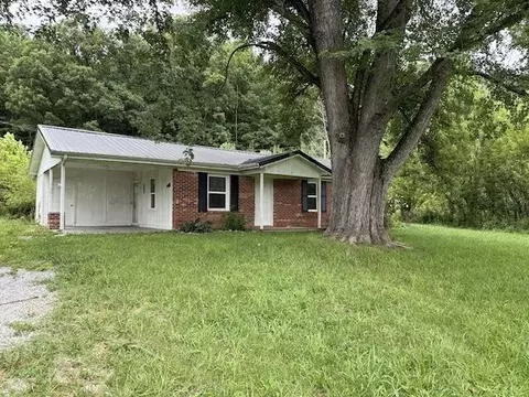 10705 Forkland Rd, Parksville, KY 40464