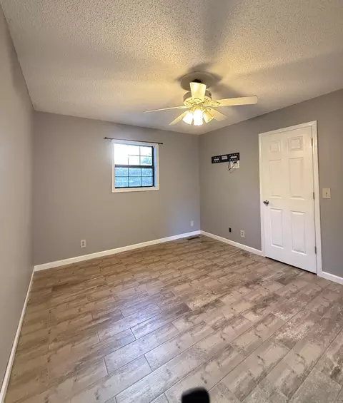 Bedroom - 802 Broad St, Murray, KY 42071 photo 4 of 5