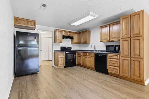 Kitchen - 1326 Diuguid Dr, Murray, KY 42071 photo 1 of 10