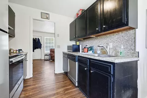 Kitchen - 1326 Diuguid Dr, Murray, KY 42071 photo 10 of 10