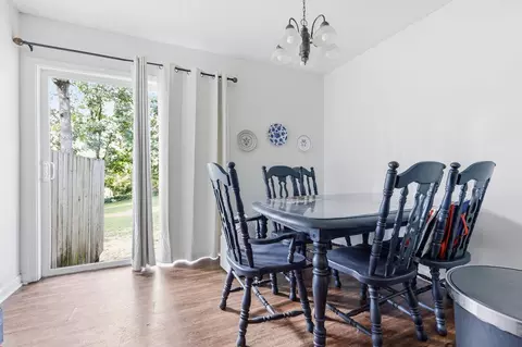 Dining - 1326 Diuguid Dr, Murray, KY 42071 photo 1 of 4