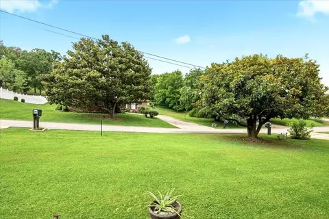 2 Shady Brook Ln, Corbin, KY 40701 photo 5