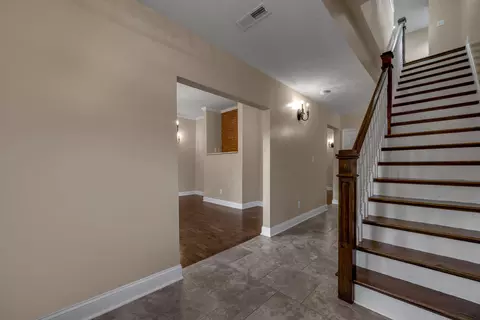 Entry Way - 218 E Second St, Frankfort, KY 40601 photo 3 of 5