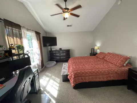 Bedroom - 118 Back Stretch Dr, Georgetown, KY 40324 photo 3 of 8
